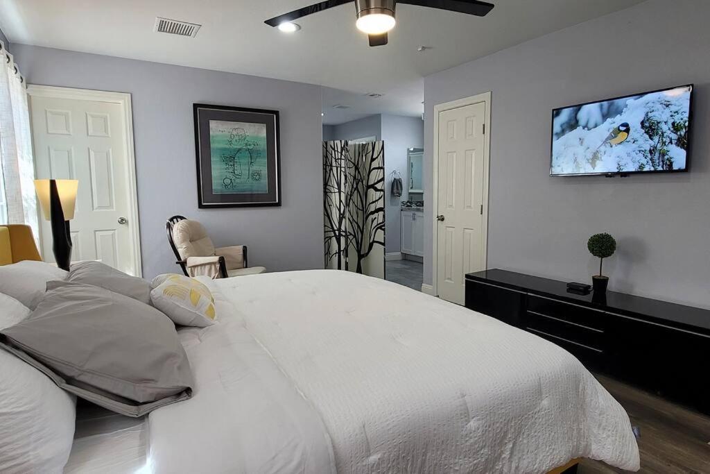 לאס וגאס K - Fully Remodeled And Professionally Decorated מראה חיצוני תמונה
